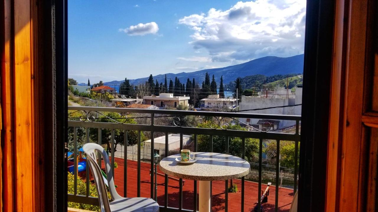 Valerie'S House Apartment Poros Town Bagian luar foto