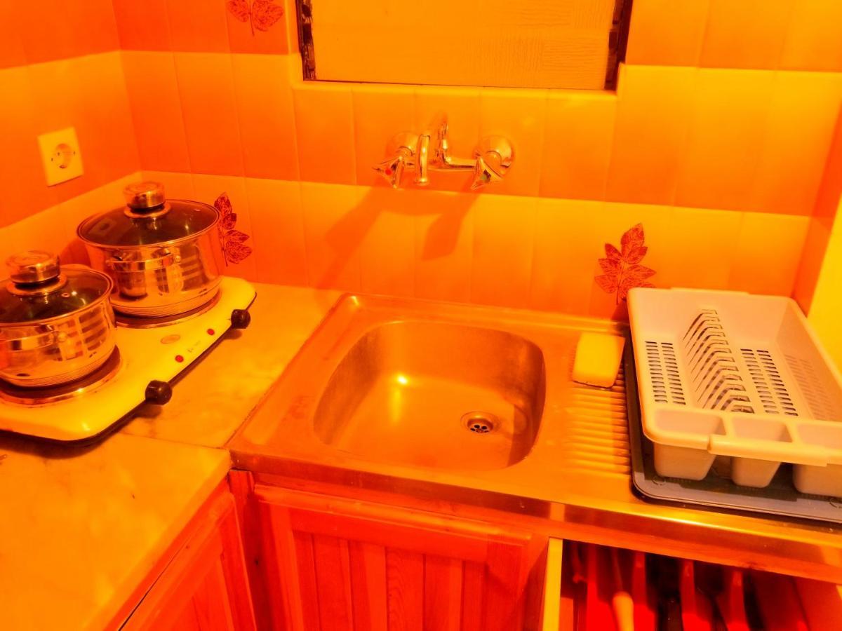 Valerie'S House Apartment Poros Town Bagian luar foto