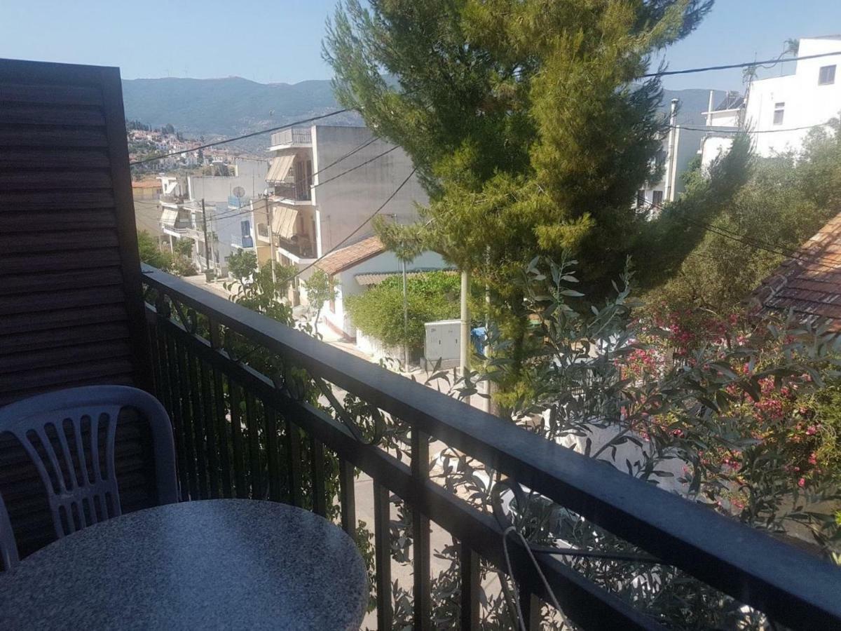 Valerie'S House Apartment Poros Town Bagian luar foto